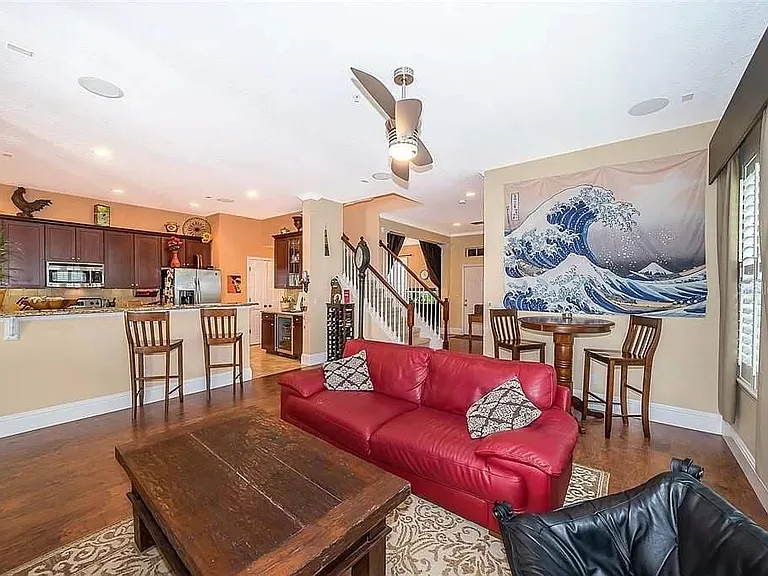 5310 Horton Ln — Photo 12