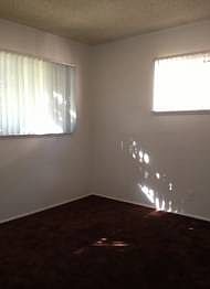 4th image of 6130 Woodman Ave APT 4