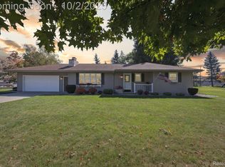 1565 Parkway Dr, Caro, MI 48723