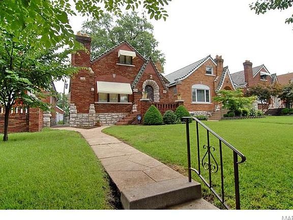 2nd image of 6317 Bancroft Ave