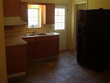 4th image of 2084 Craig Dr