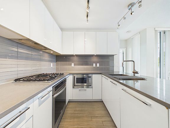3rd image of 6658 Dow Ave #505