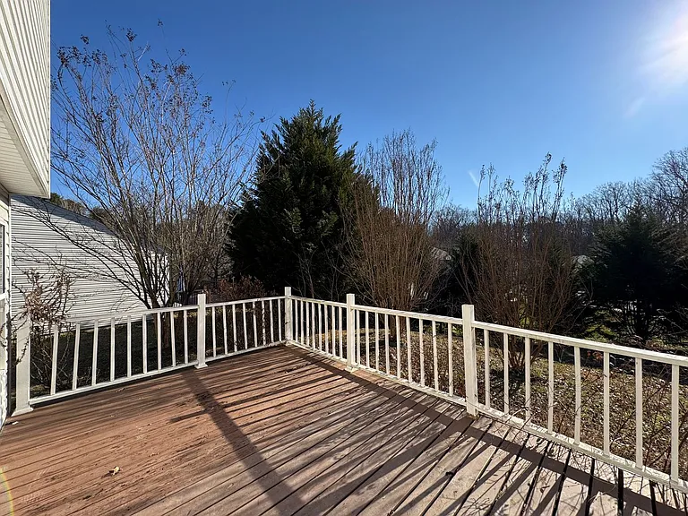 4820 Lynn Lee Cir — Photo 18
