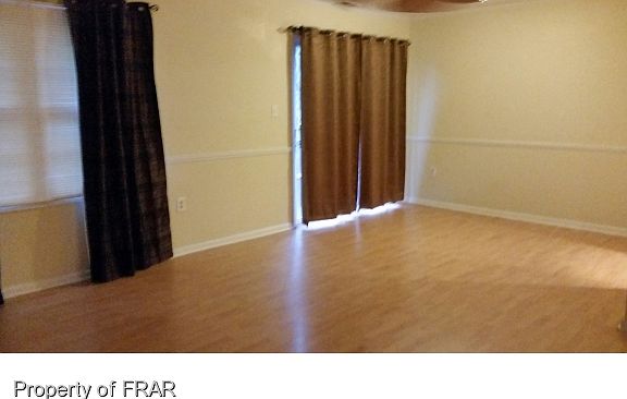 3rd image of 2423 Commonwealth Ave