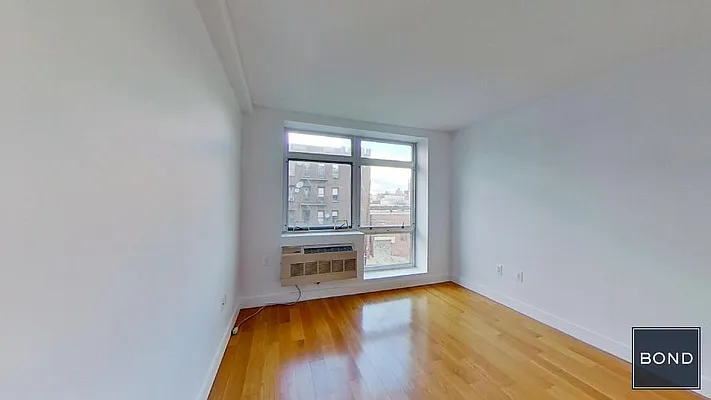 Rented by Bond New York | media 7