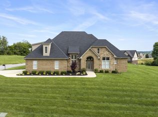 402 Cummings Ct, Morristown, TN 37814