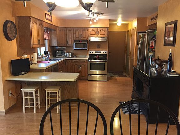 3rd image of 195 McKinley Ave