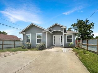 9801 Mimbrough St, Houston, TX 77029