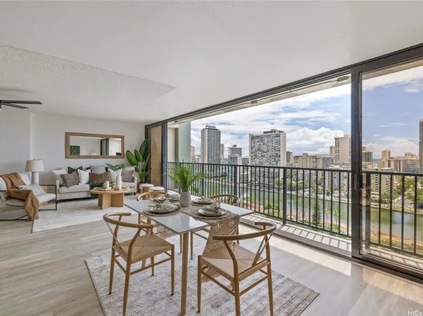 2444 Hihiwai St APT 1805, Honolulu, HI 96826