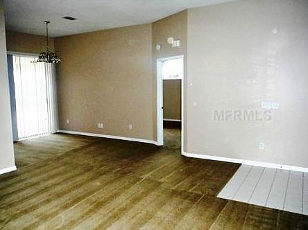 4th image of 4619 Oak River Cir