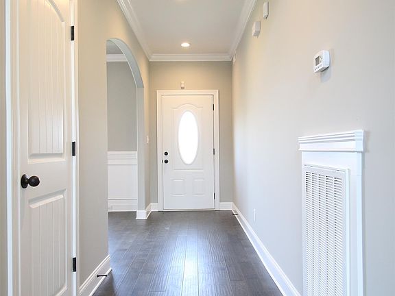 3rd image of 756 Farmington Lot 756