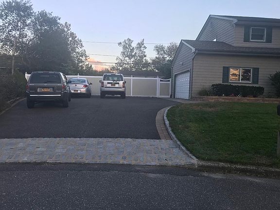 5th image of 16 Alister Cir