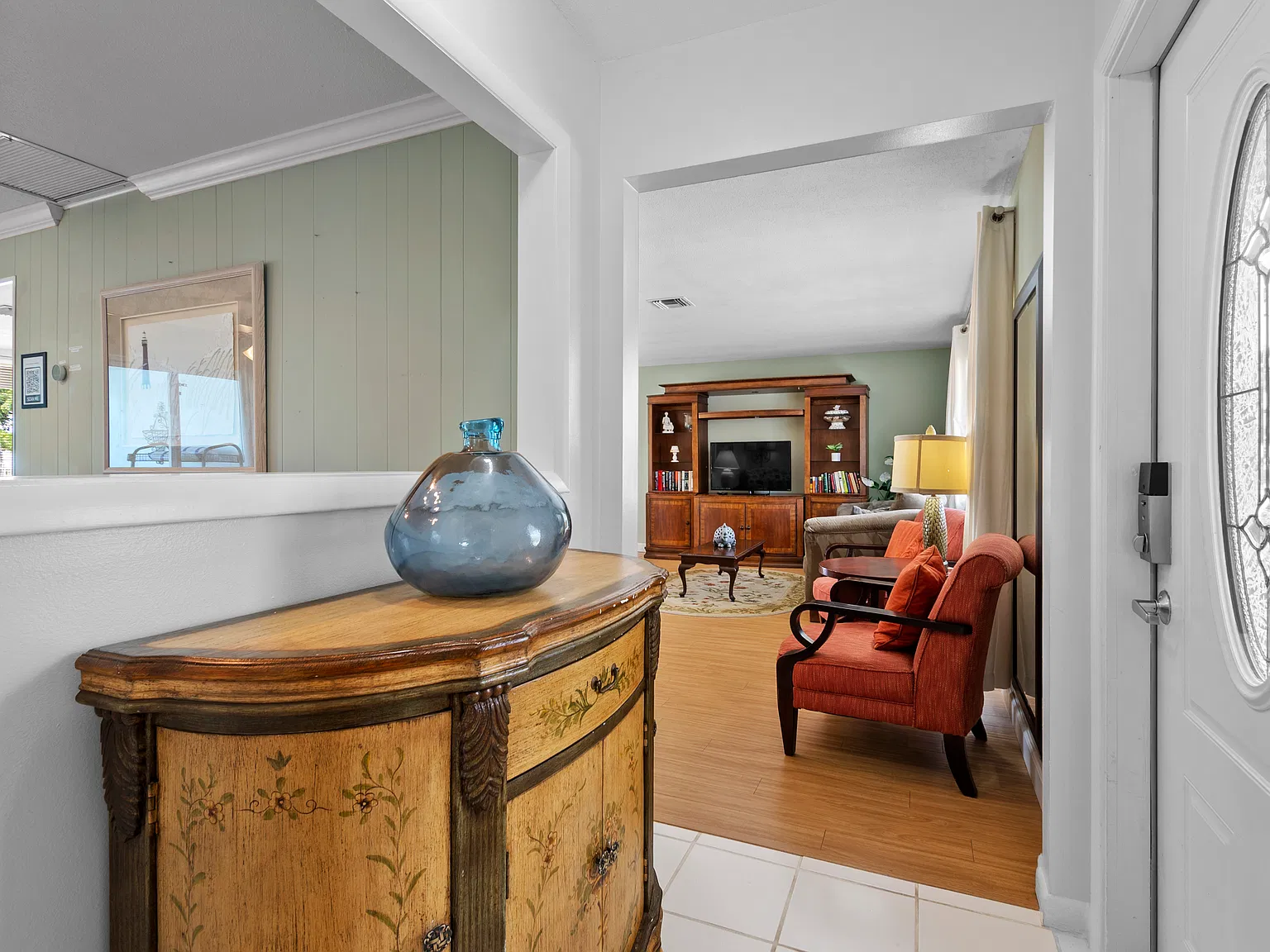 4 bed, 1663 sqft, $12,000 — Photo 3