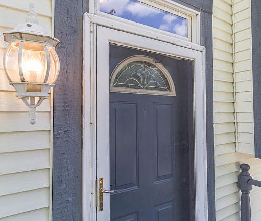 3rd image of 520 Chesley Dr