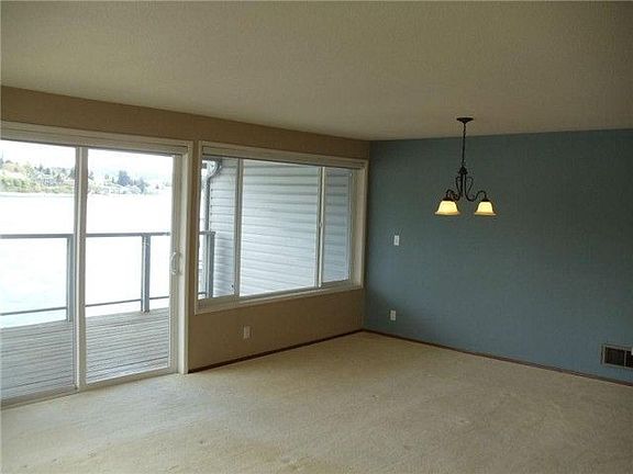 5th image of 1610 Park Ave