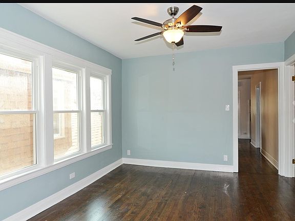 4th image of 5517 W Hutchinson St #2