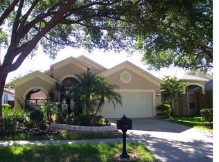 723 Sand Ridge Dr, Valrico, FL 33594