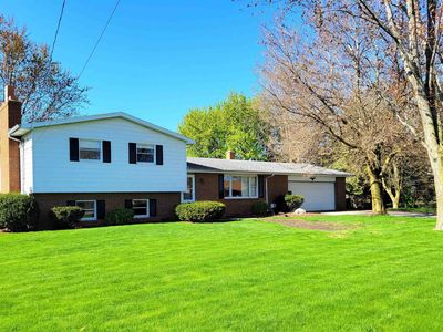 2176 Wheeler Rd, Bay City, MI, 48706