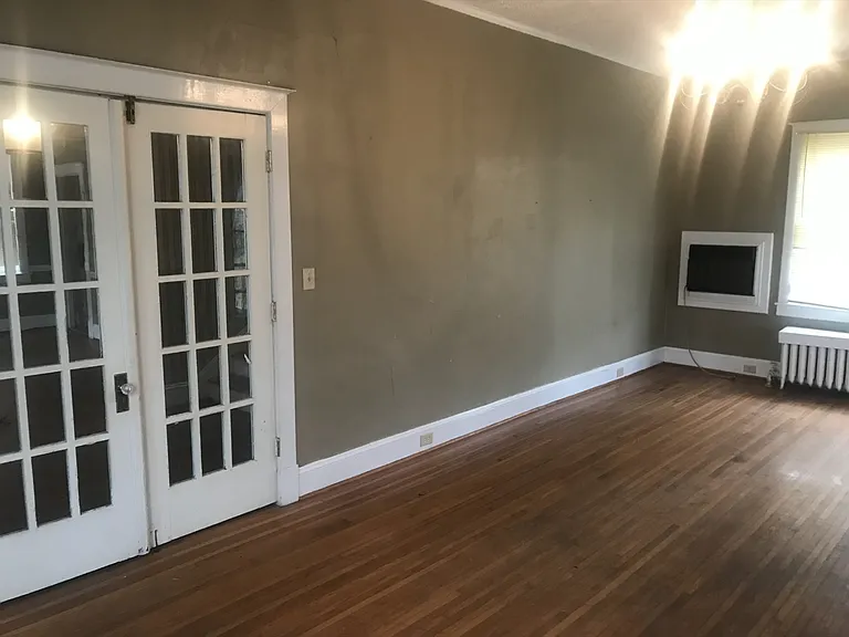 940 Green St #1 — Photo 7