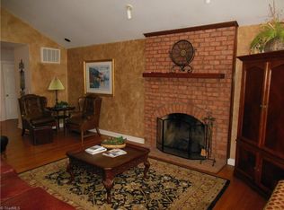 1150 Beaver Island Trail Rd, Walnut Cove, NC 27052