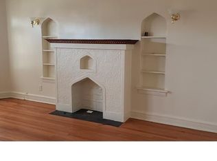 8144 S Saginaw Ave, Chicago, IL 60617