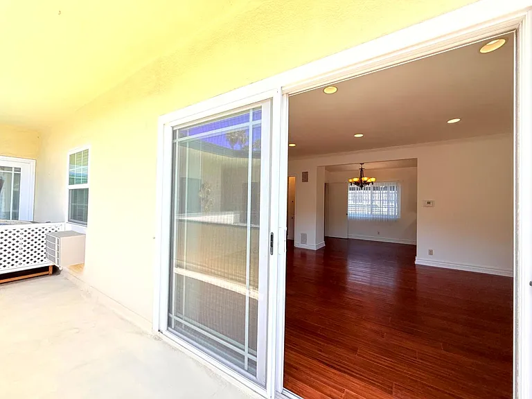 8130 Norton Ave, West Hollywood — Photo 39