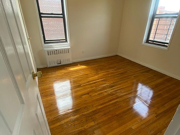 5th image of 14445 41st Ave APT 6H