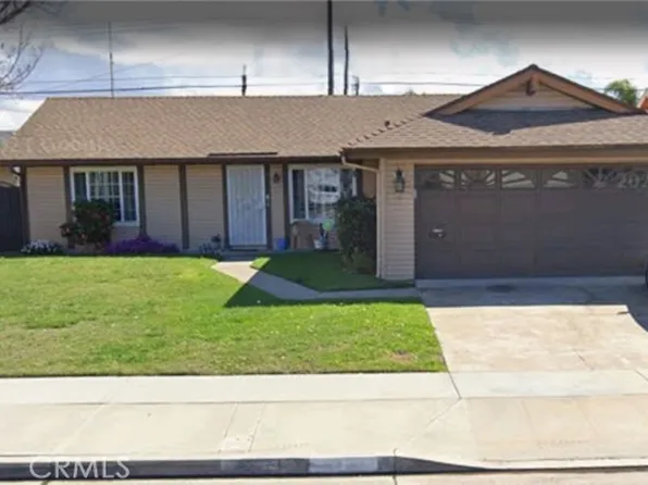 19652 Trident Ln, Huntington Beach, CA 92646