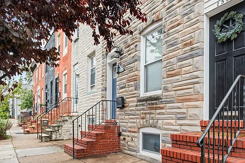 1524 E Clement St Photo 1