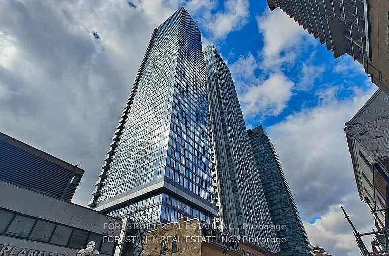 8 Cumberland St #4703 — Photo 1