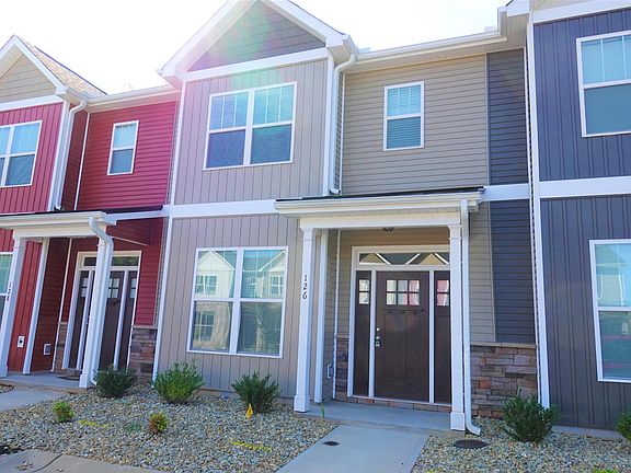 3rd image of 126 Creekland Way #1