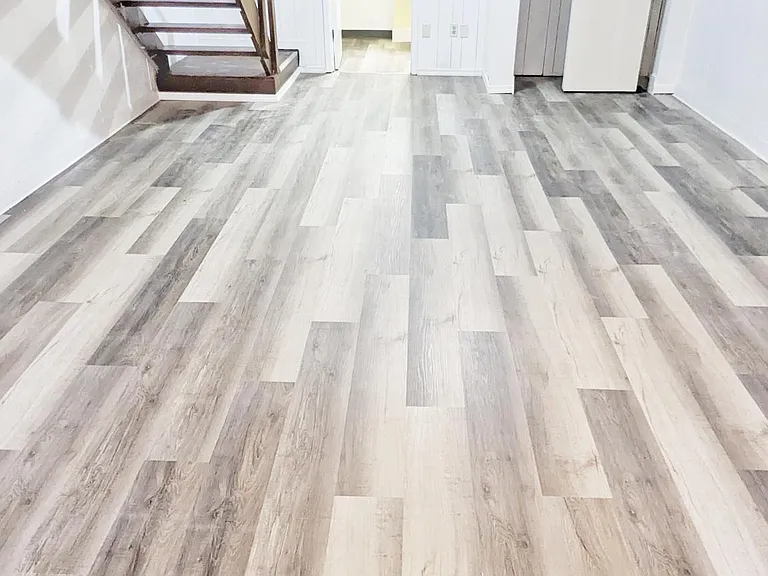 534 E Graham Pl — Photo 20