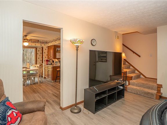 5th image of 3070 Lancer St NW