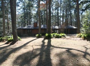 1727 Douglass Dr, Jackson, MS 39211