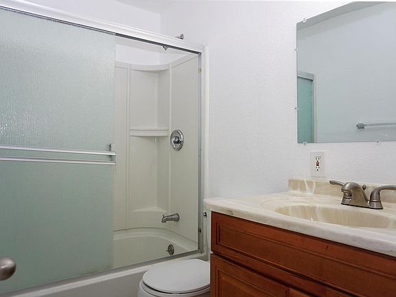 5th image of 1158 Park Brook Ct