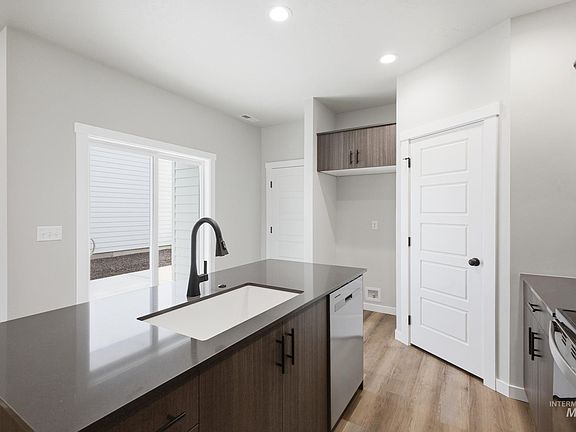 5th image of 3077 E Mossy Creek Dr