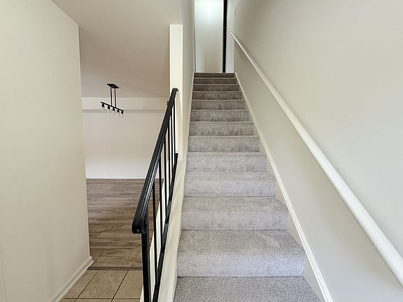 2nd image of 4513 Logsdon Dr