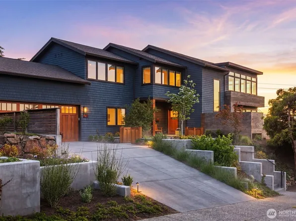 2506 W Halladay Street, Seattle, WA 98199