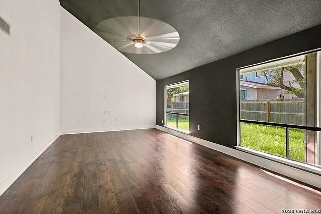 8414 Zodiac Dr — Photo 15