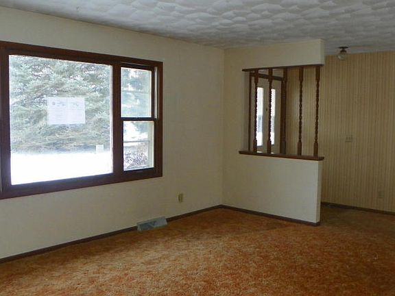 3rd image of 61915 Bayshore Dr