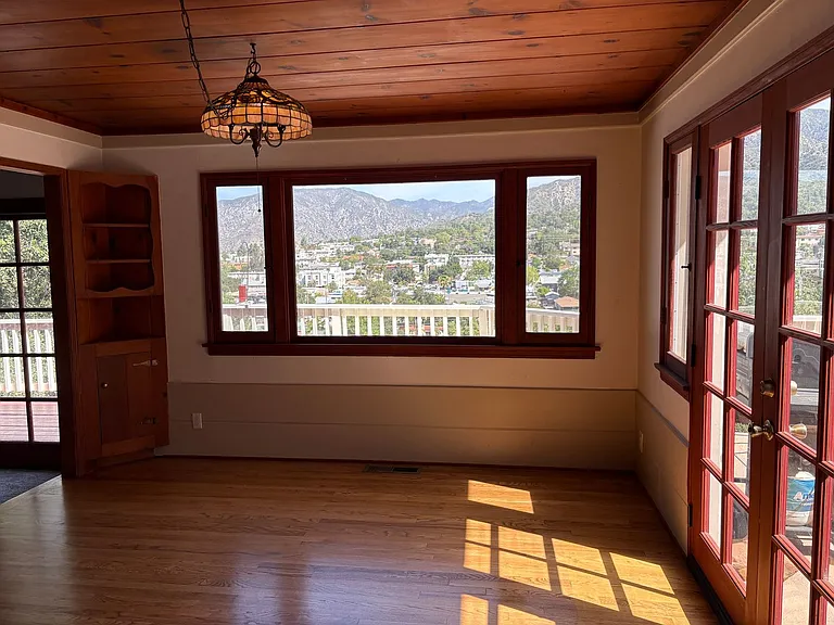 7036 Highcliff Trl — Photo 20