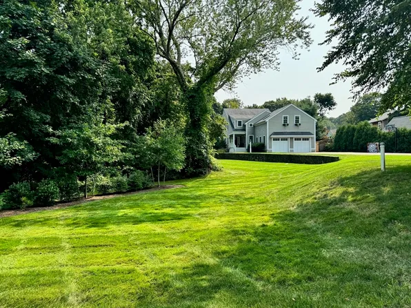 197 Hersey St, Hingham, MA 02043