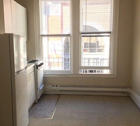 2nd image of 513 Bush St APT 23