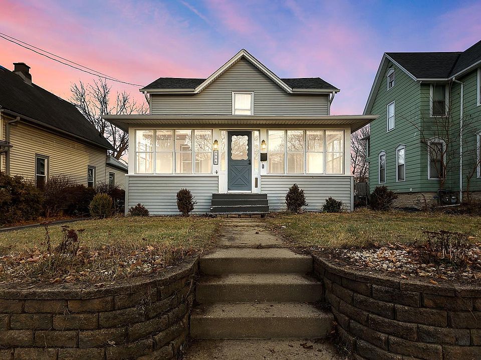 1st image of 558 West College AVENUE