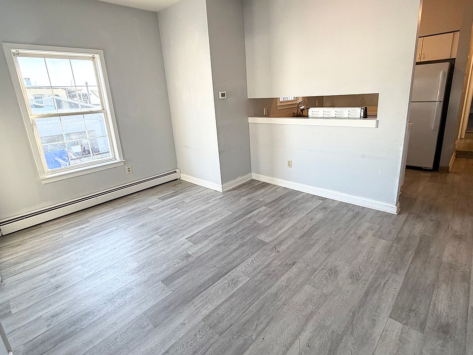 1st image of 53 Woodward Ave #1