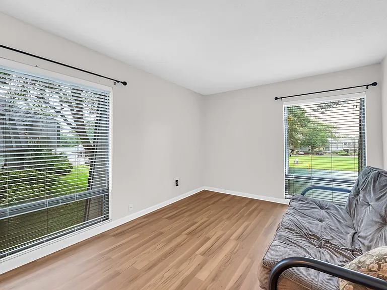 435 Salt Marsh Cir #19F — Photo 13