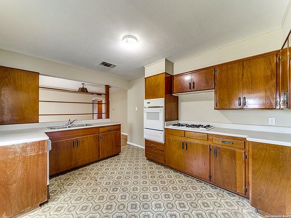 5th image of 155 TANSYL DR