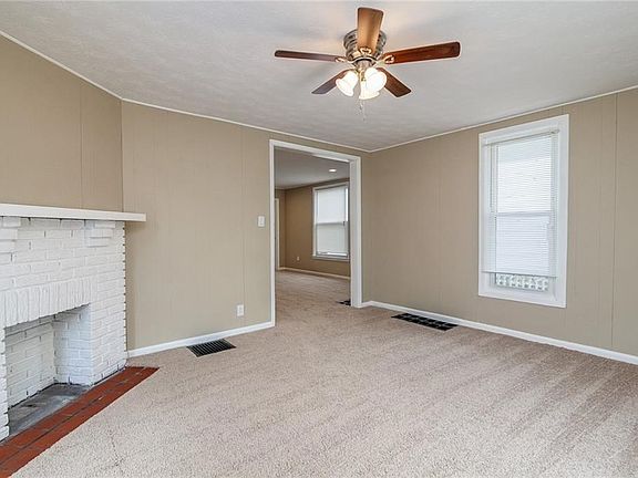 5th image of 536 Boone St