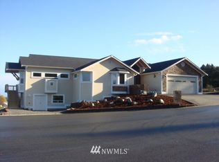80 Rue Lavande Ln, Sequim, WA 98382