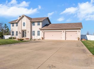 2685 Pinetree Turn, Kankakee, IL 60901